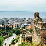 Nat\'S Place Friends & Family Thessaloniki Next To Metro